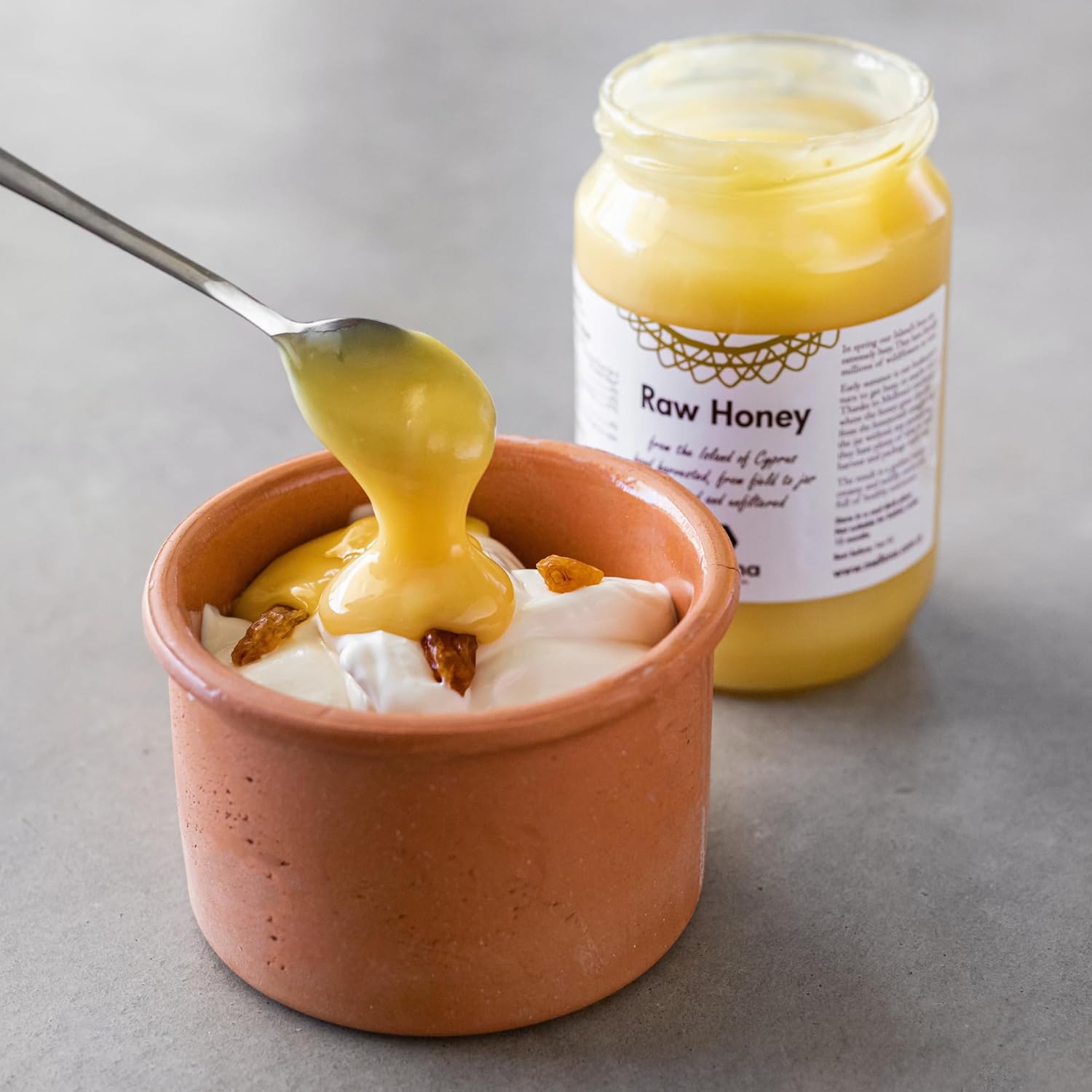 Natural Creamy Golden Honey Unheated & Unfiltered (1KG)